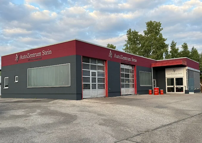 Moderne Werkstattausstattung im AutoZentrum Stein